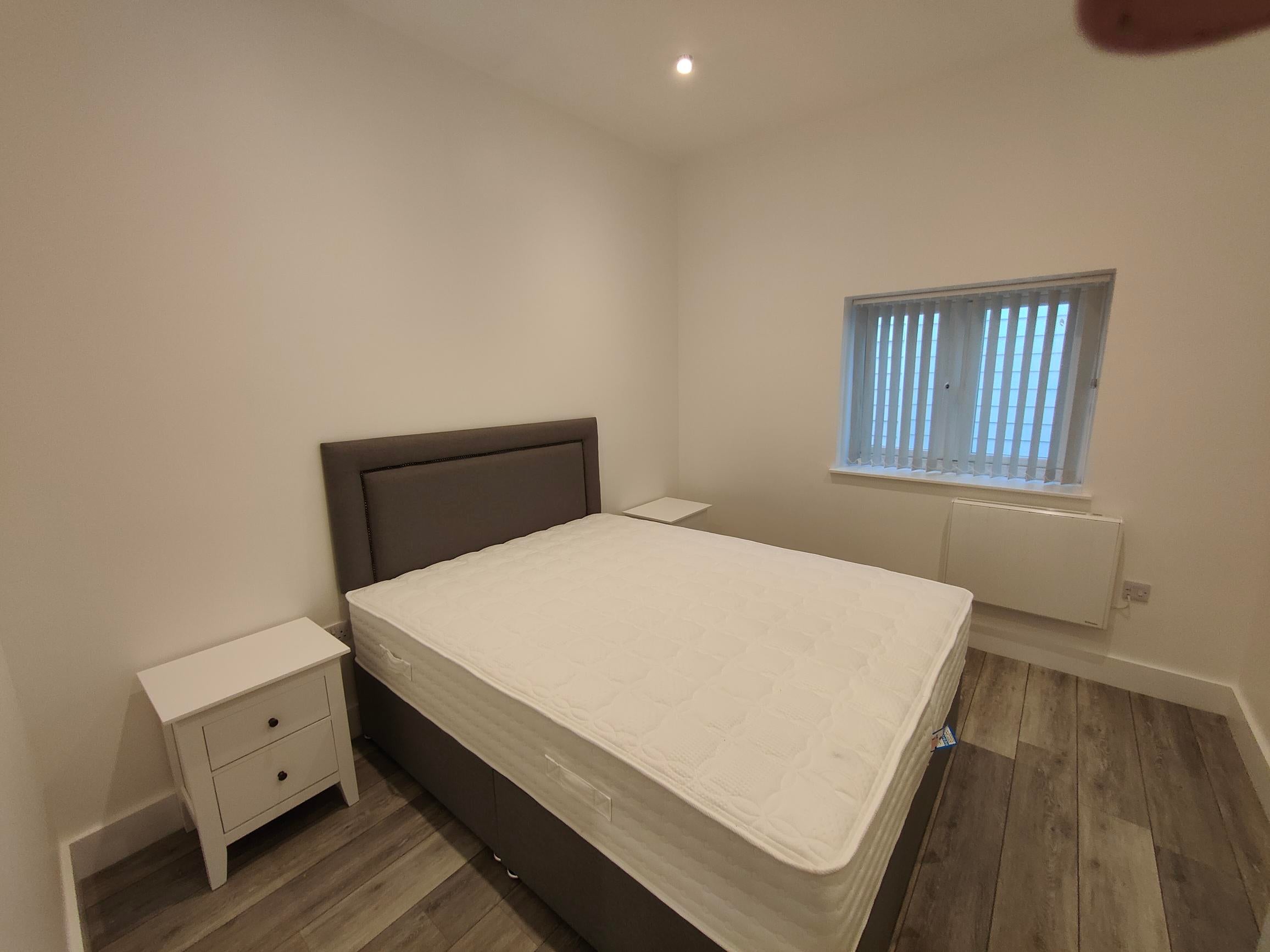 Flat The Kingsway in Swansea