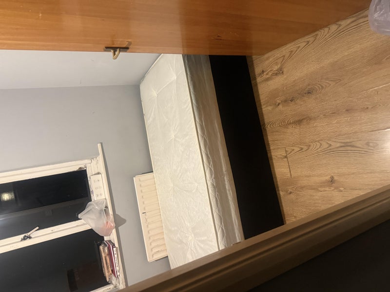 Room Cornflower Lane in Greater London