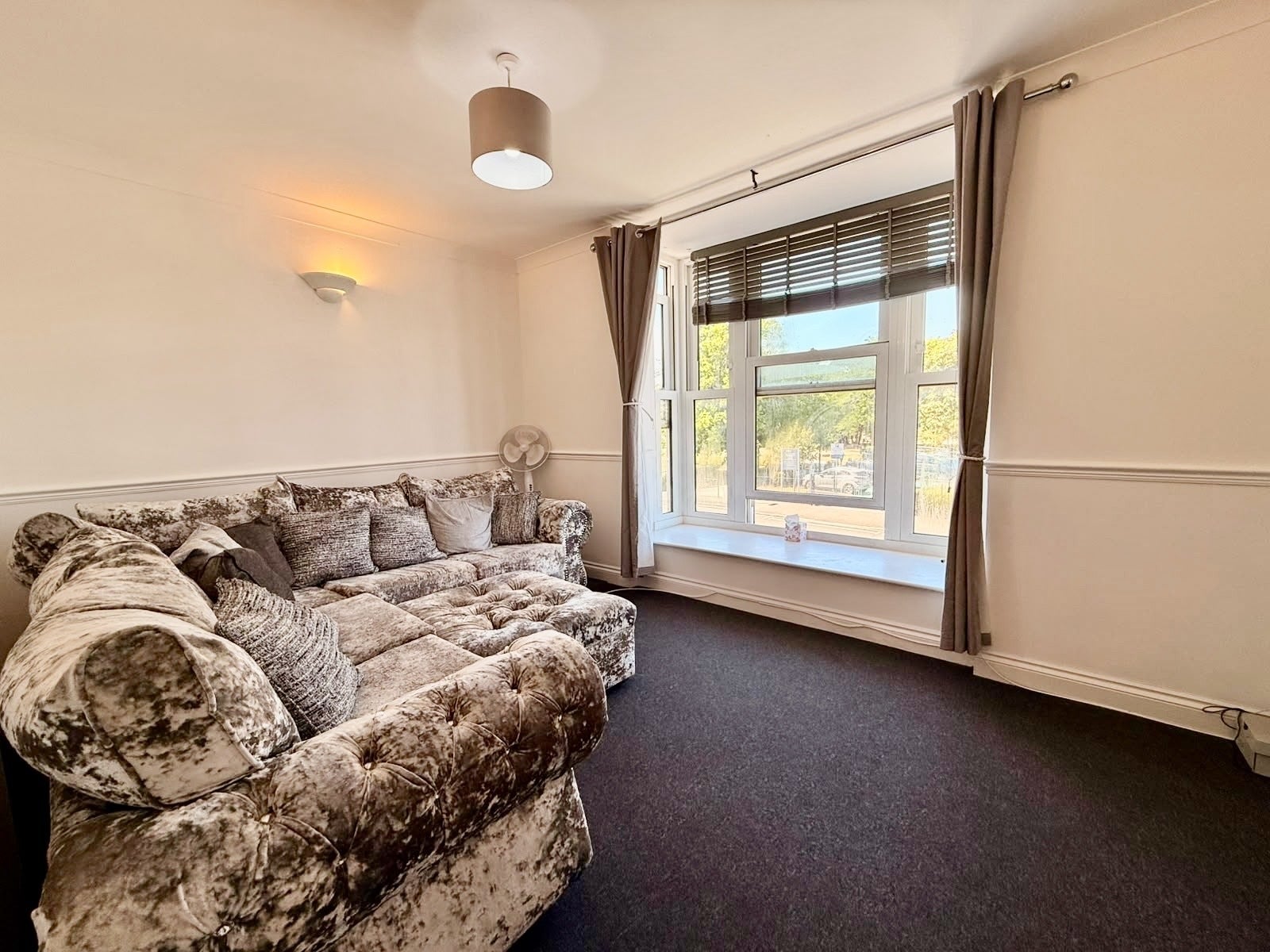 Flat Hampshire Terrace in Portsmouth