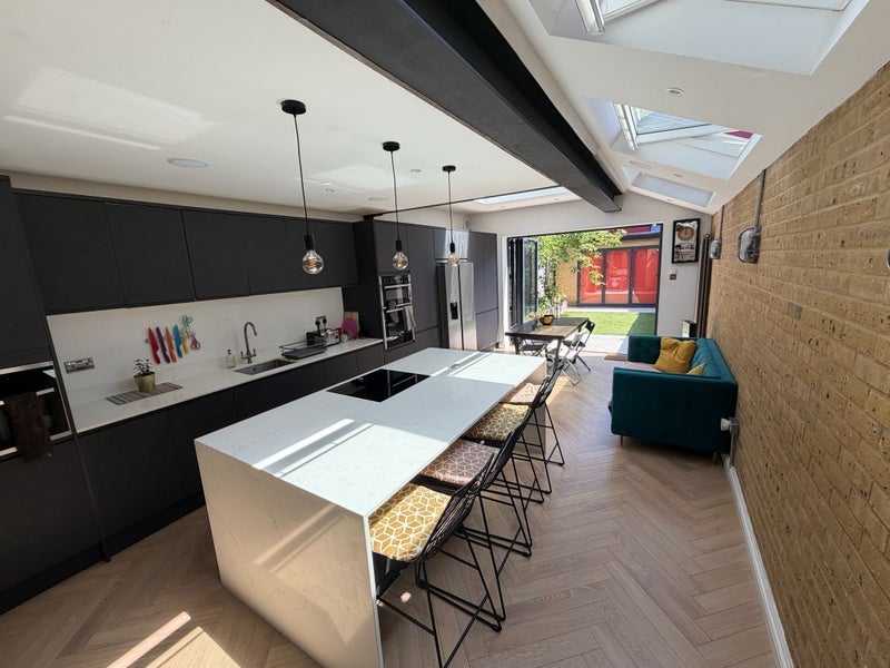 Room Blackhorse Lane in Greater London