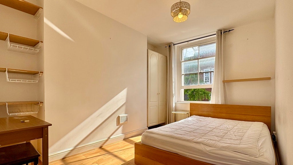 Flat Seymour Place in City of Westminster