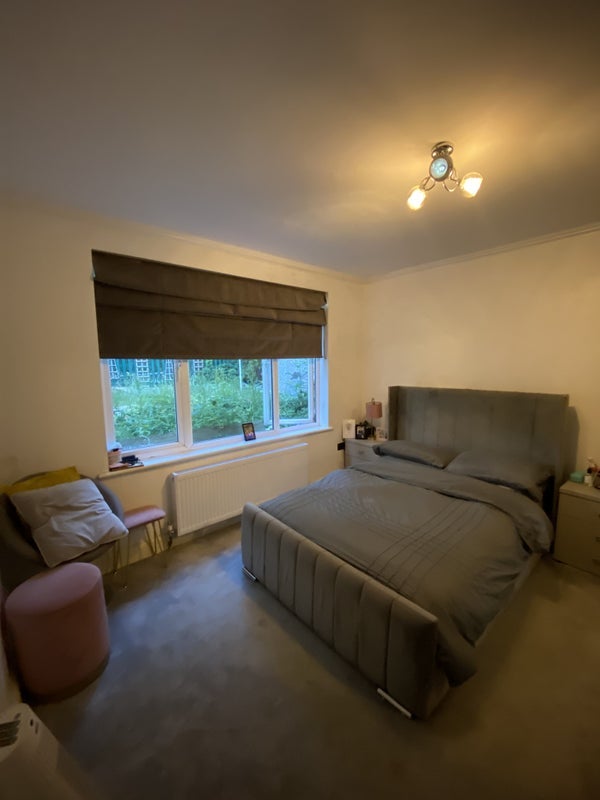 Room Upper Park Road in Greater London