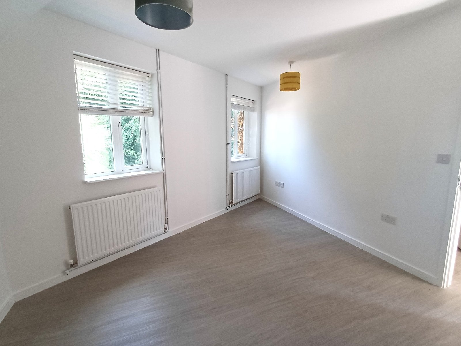 Flat Hales Drive in Canterbury