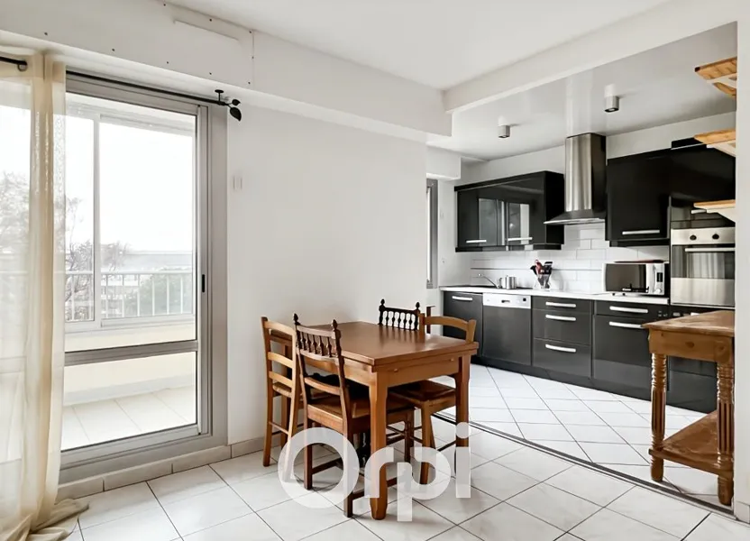 Flat Rue Arégnaudeau in Nantes