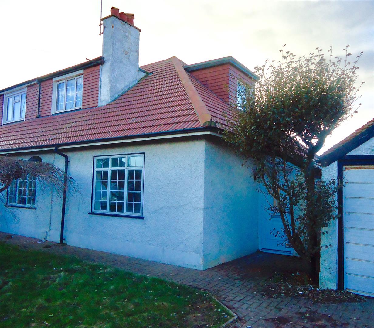 Room Penhill Road in Adur