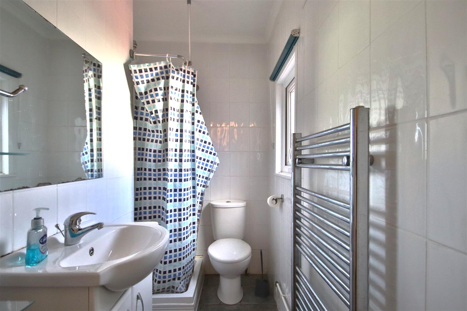 Room Penhill Road in Adur