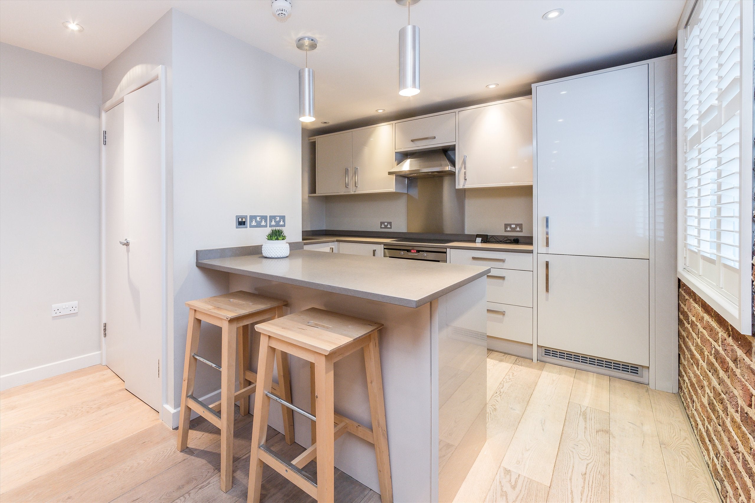 Flat Cecil Road in Greater London