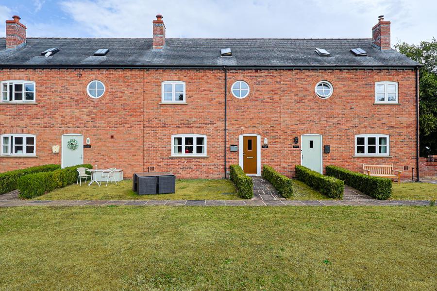 House School Lane in Warmingham