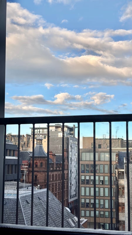 Room Argyle Street in Glasgow