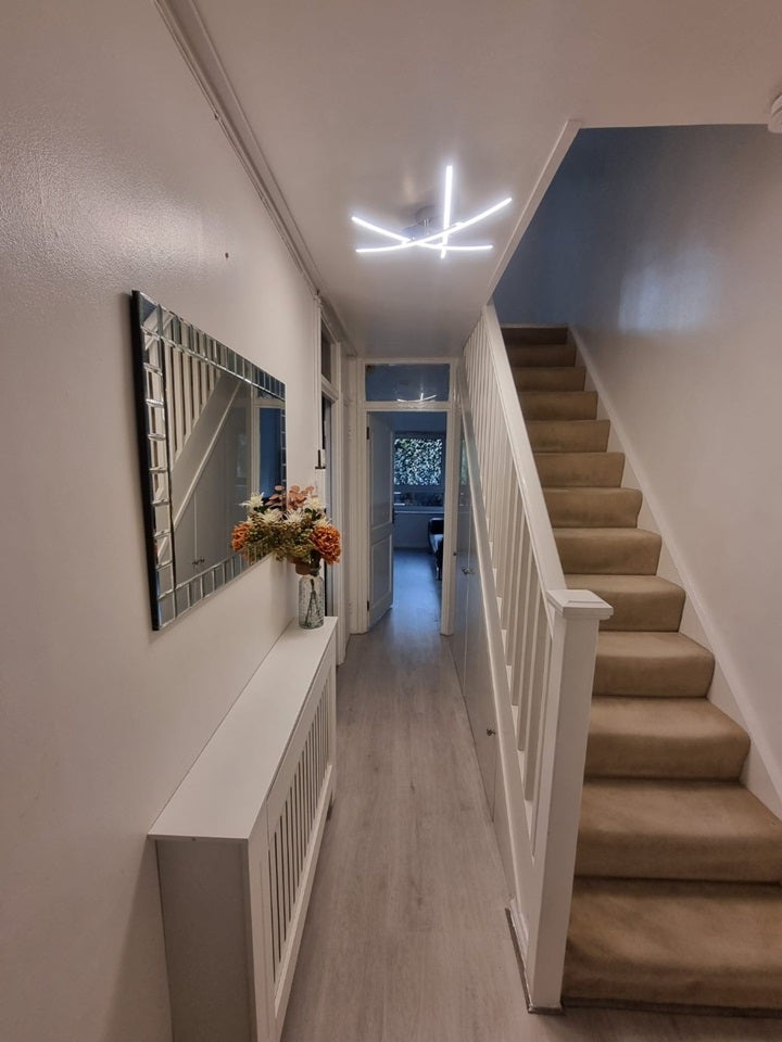Flat Bartholomew Street in Greater London
