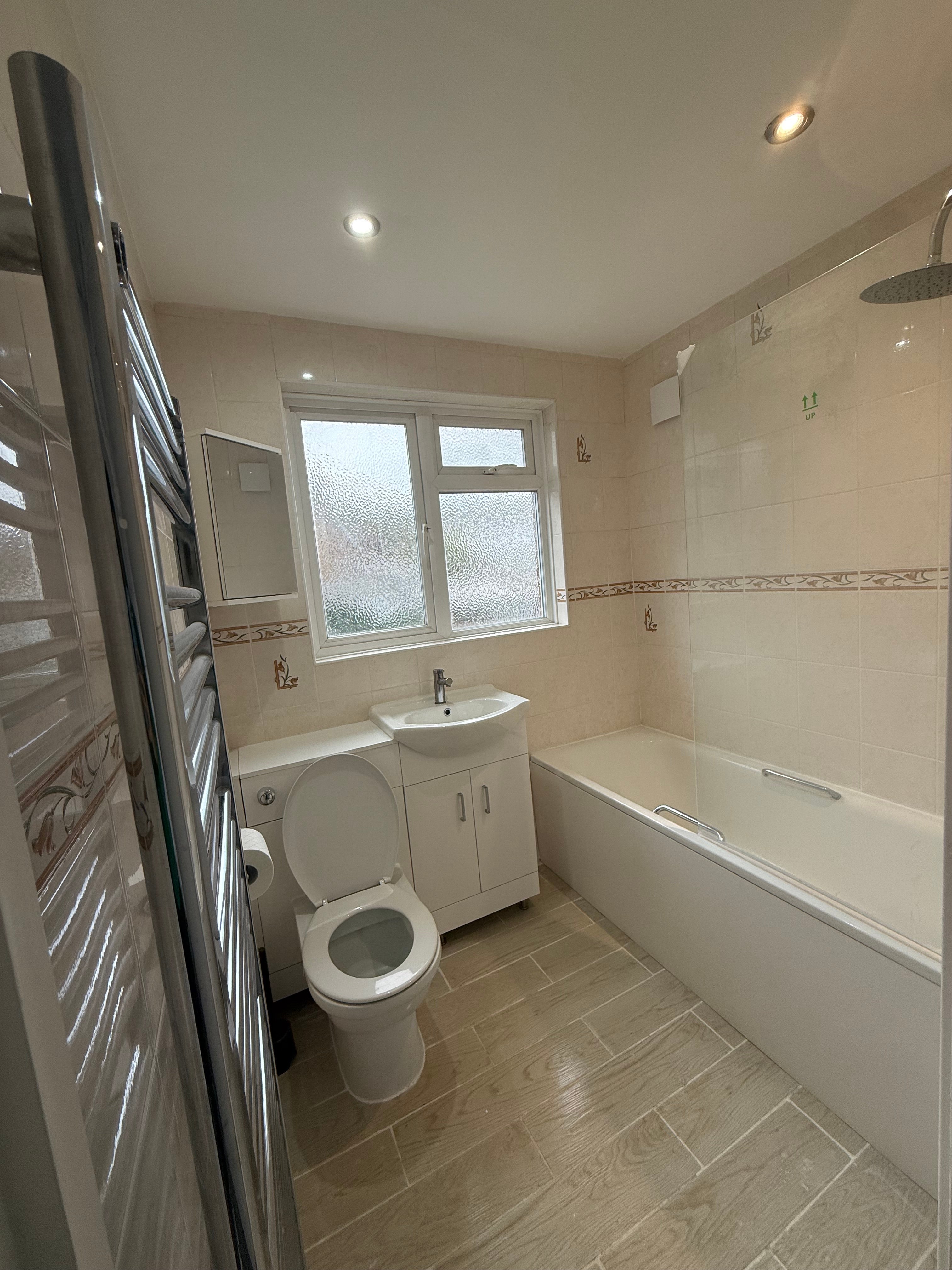 House Sandown Road in Greater London