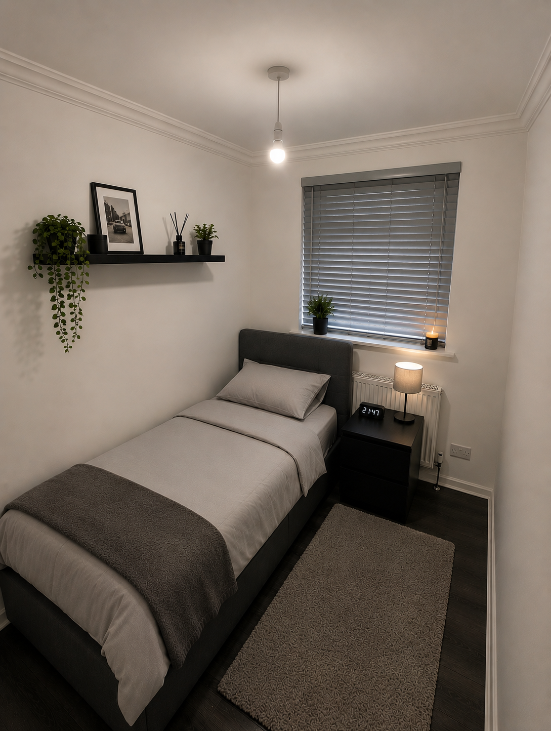 House Sandown Road in Greater London