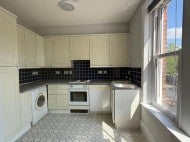Flat Friern Barnet Road in Greater London