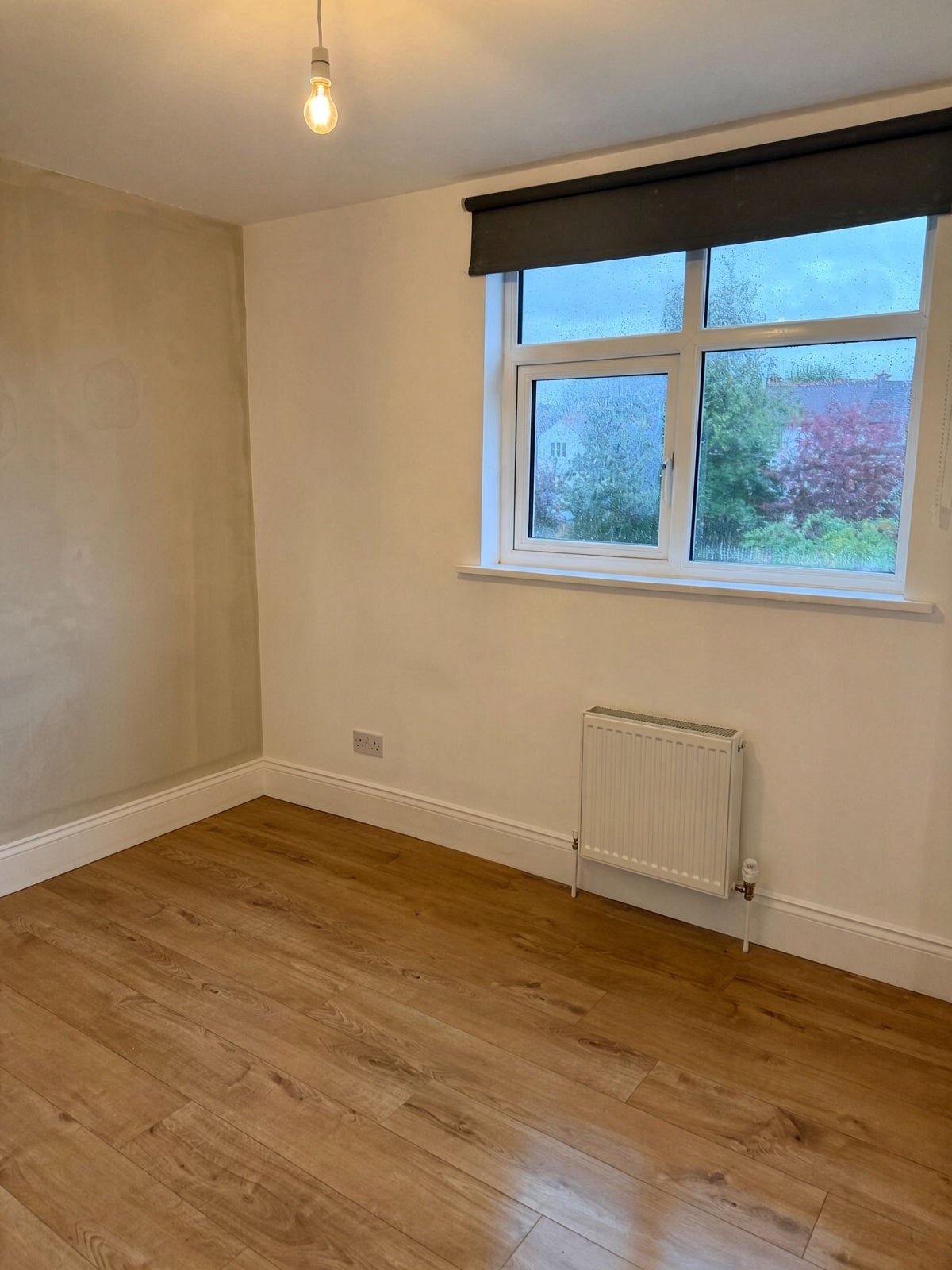 Flat Beatrice Avenue in Greater London