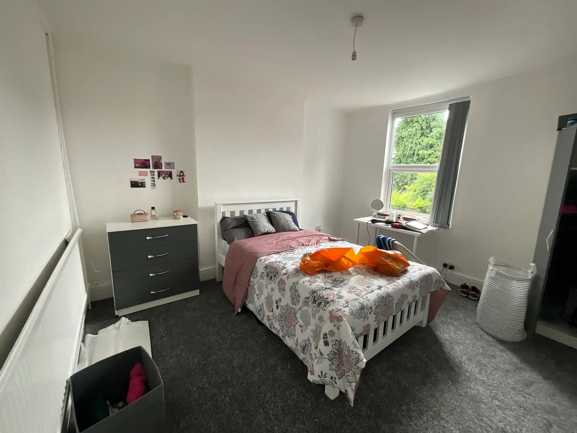 Flat Lenton Boulevard in Nottingham