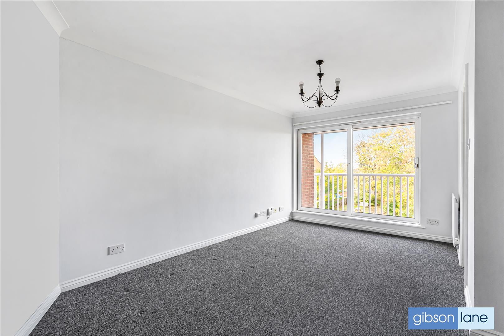 Flat Glenbuck Road in Greater London