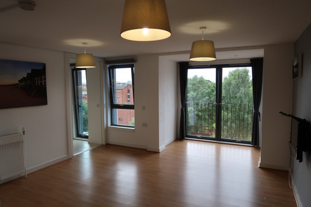 Flat Golspie Street in Glasgow