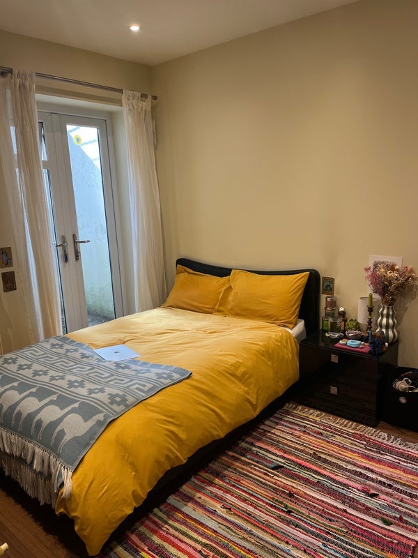 Room Herne Hill Road in Greater London