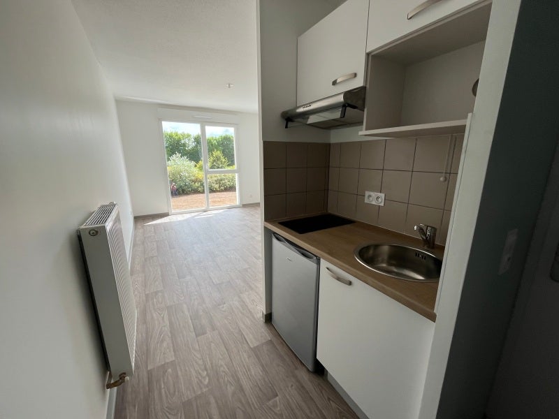 Flat Rue de Pîtres in Franqueville-Saint-Pierre