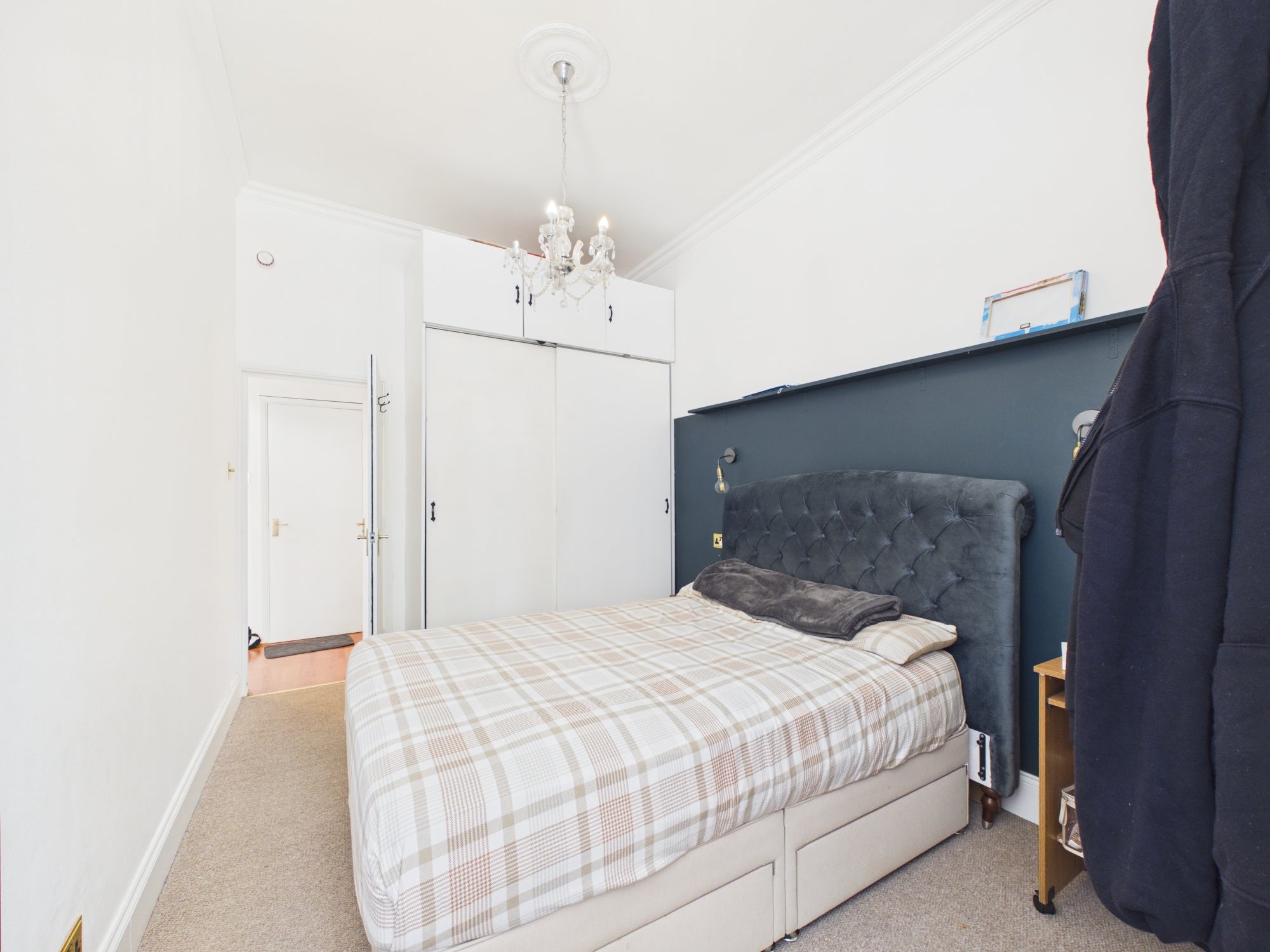 Flat Clarence Square in Cheltenham