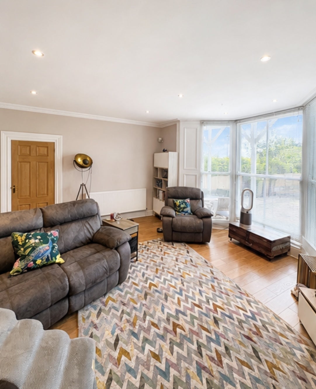 Flat Marine Crescent in Crosby