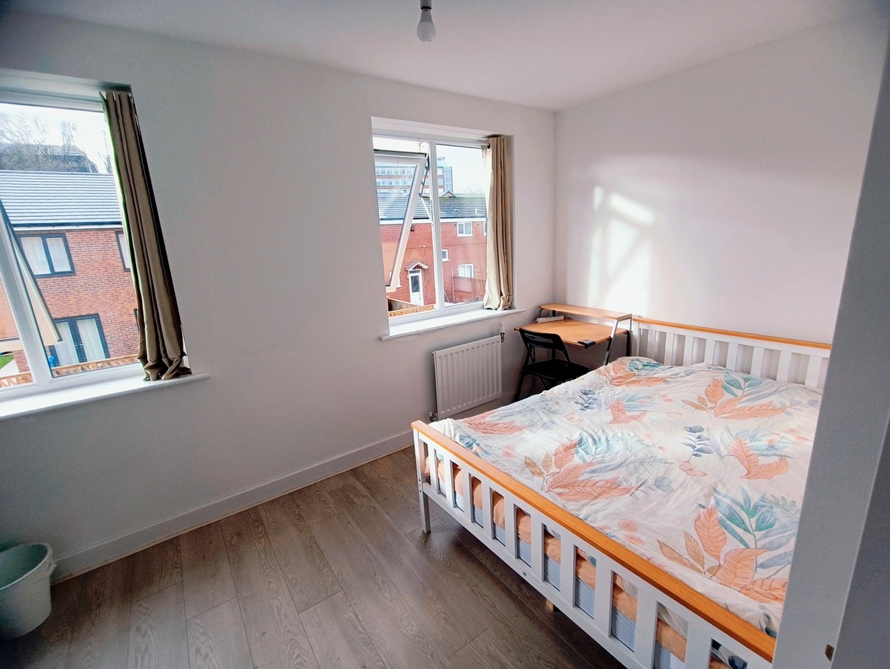 Room Cumbrian Close in Manchester