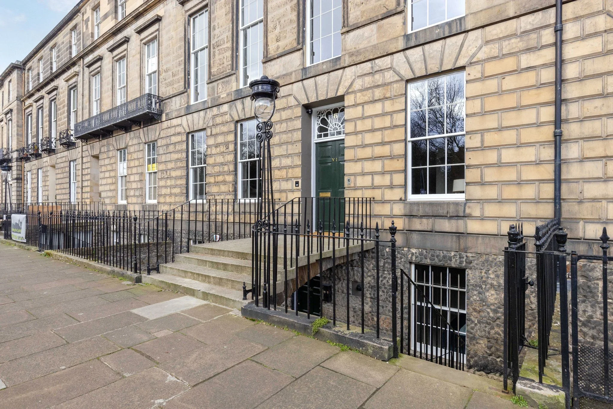 Flat Heriot Row in City of Edinburgh