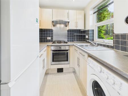 Flat Tewit Well Road in Harrogate