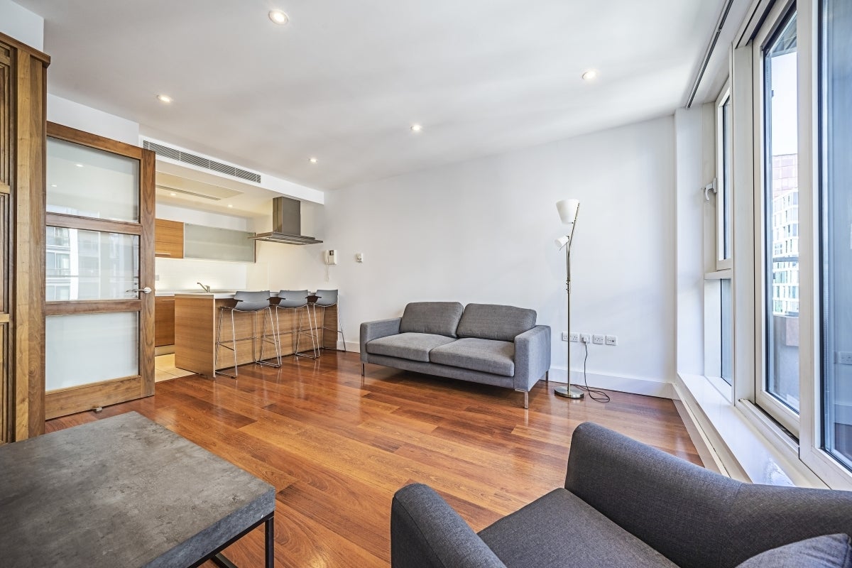 Flat Praed Street in City of Westminster