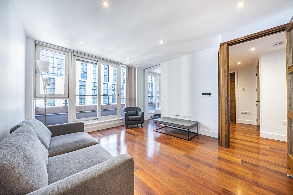 Flat Praed Street in City of Westminster