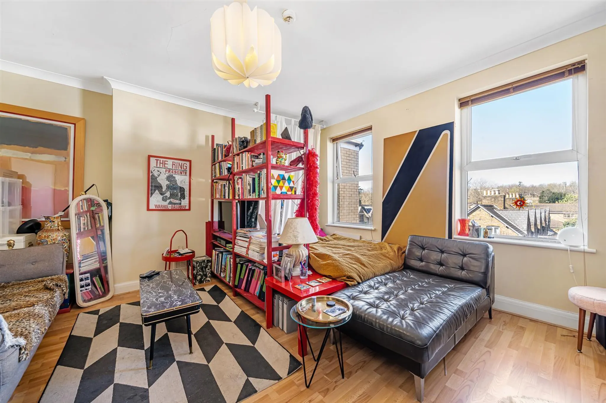 Flat Blenheim Road in Greater London