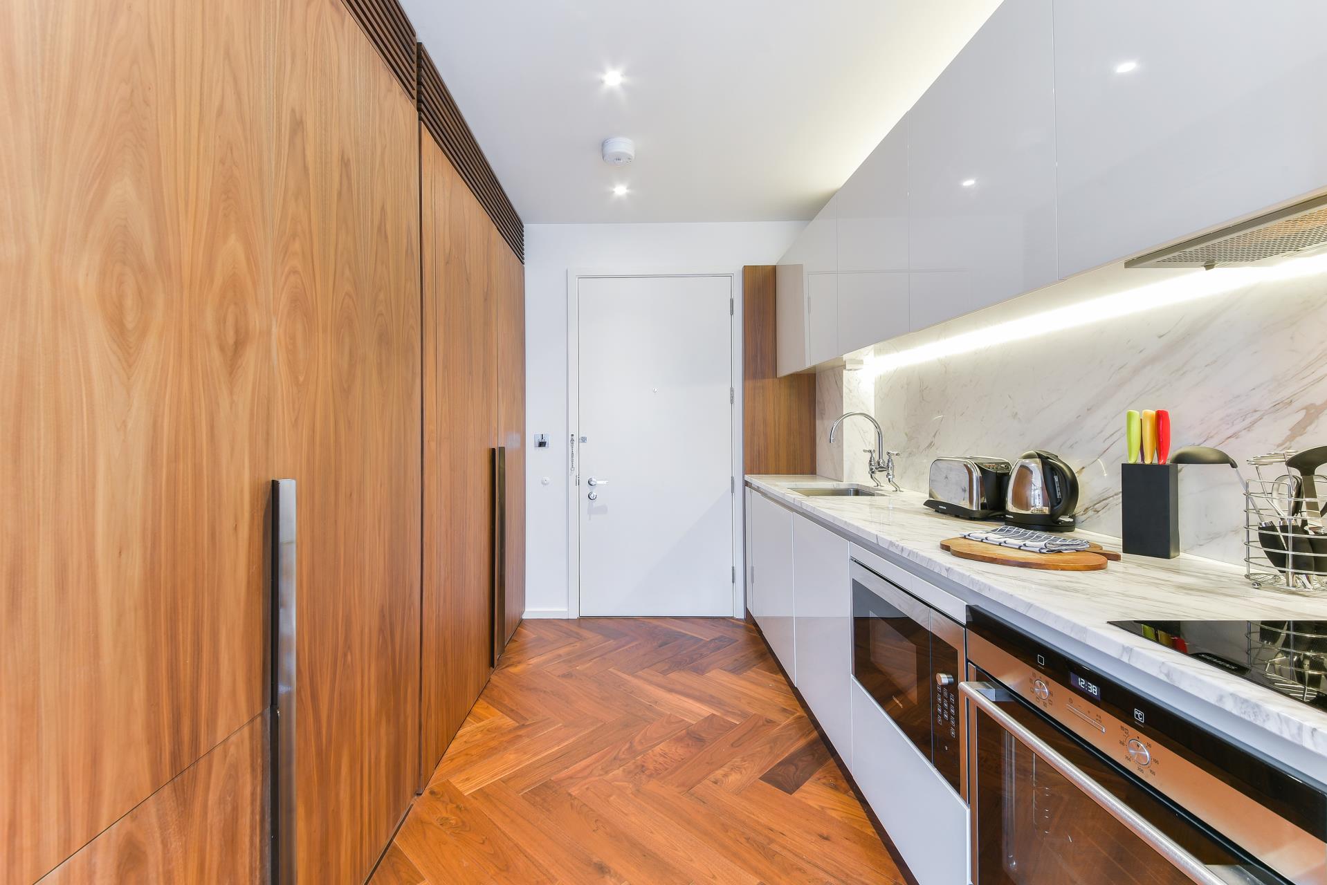 Flat New Mill Road in Greater London