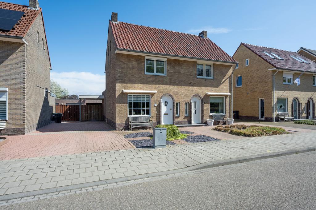 Huis Molenstraat 13 in Born