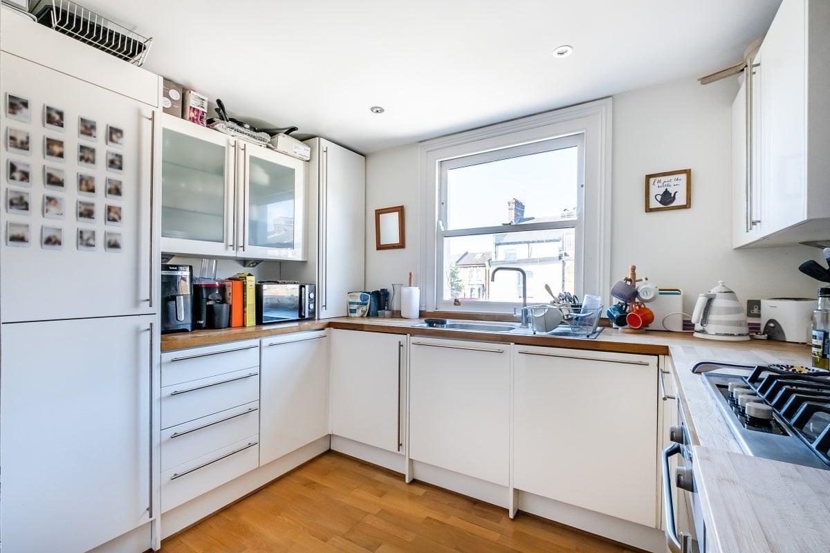 Flat Fernhead Road in City of Westminster
