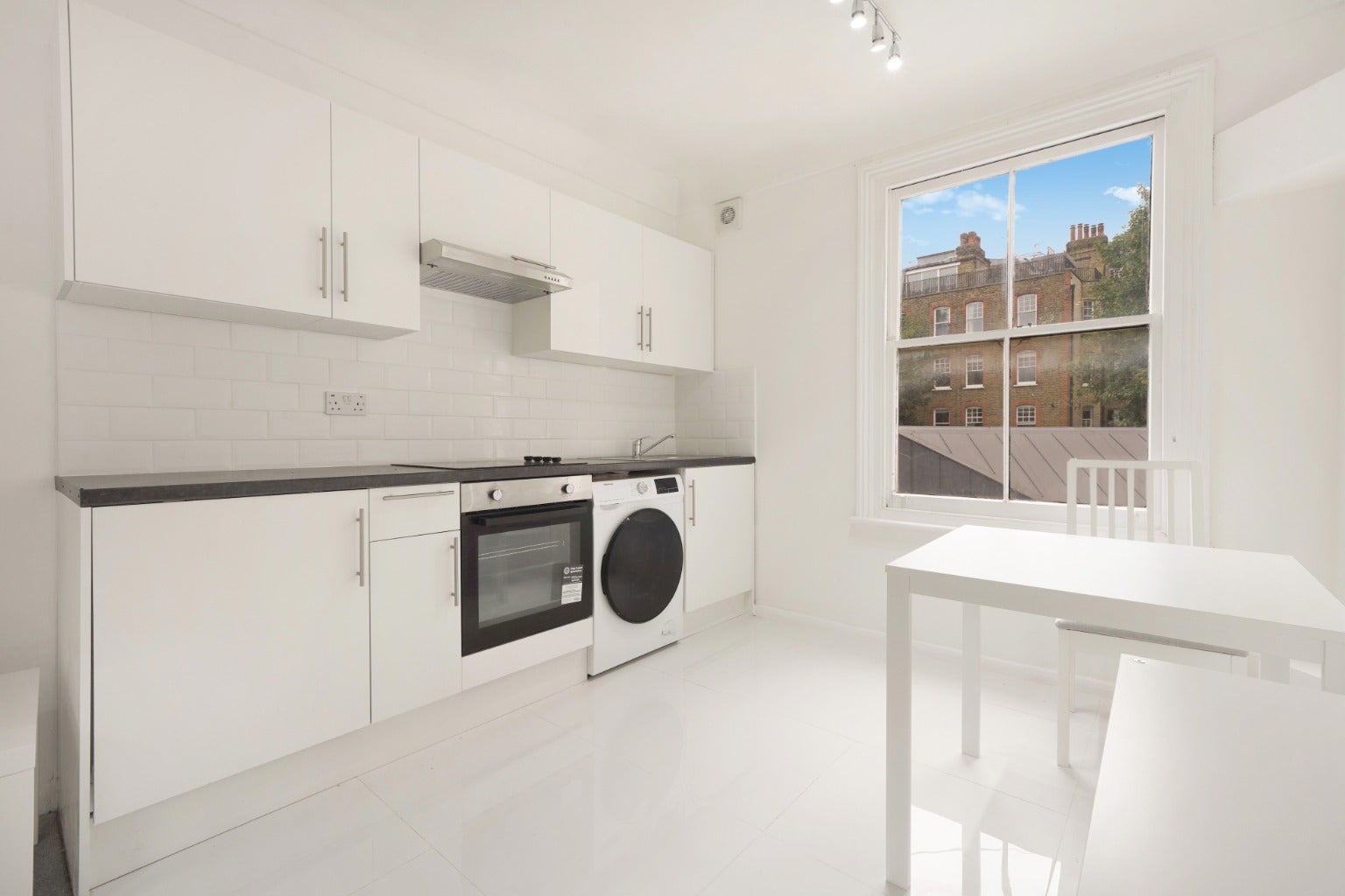 Flat Avonmore Road in Greater London