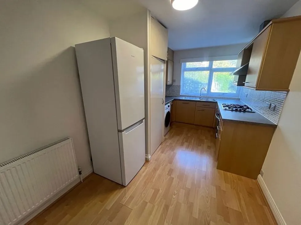 Flat Caisters Close in Hove