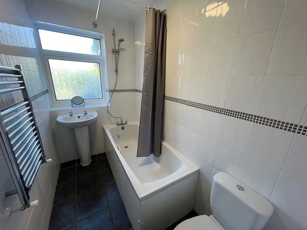 Flat Caisters Close in Hove
