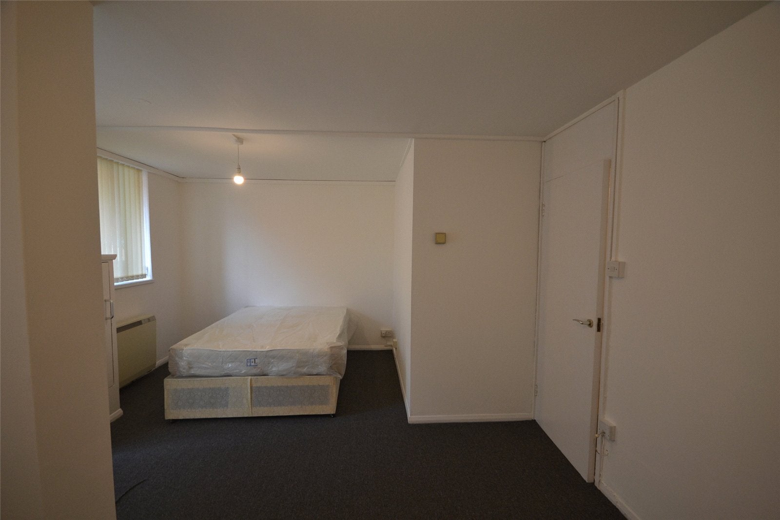 Flat Bruckner Street in City of Westminster