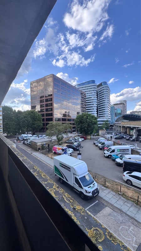 Flat Royal Street in Greater London