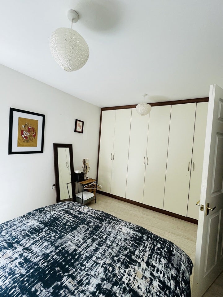 Flat Kingston Road in Greater London