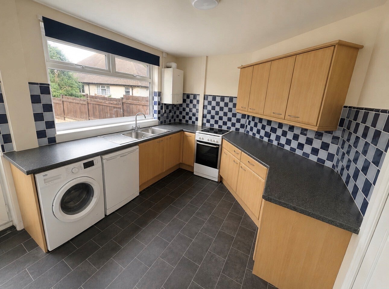 House Astbury Avenue in Sandwell