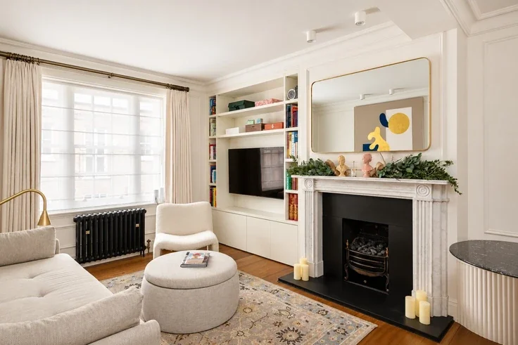 Flat Sloane Street in Greater London