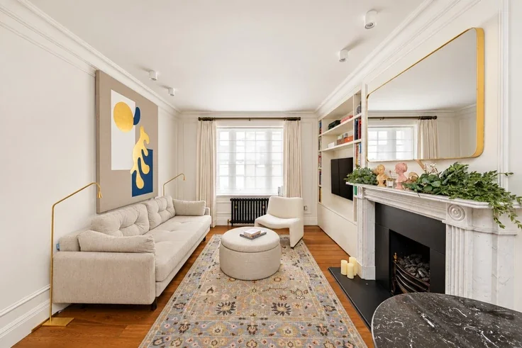 Flat Sloane Street in Greater London