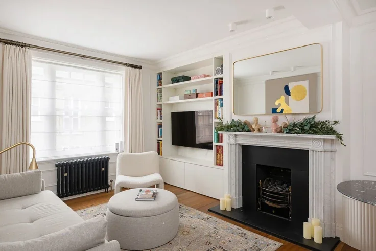 Flat Sloane Street in Greater London