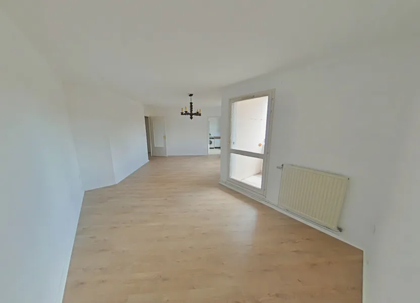 Appartement Place de la Pavigne à Romans-sur-Isère