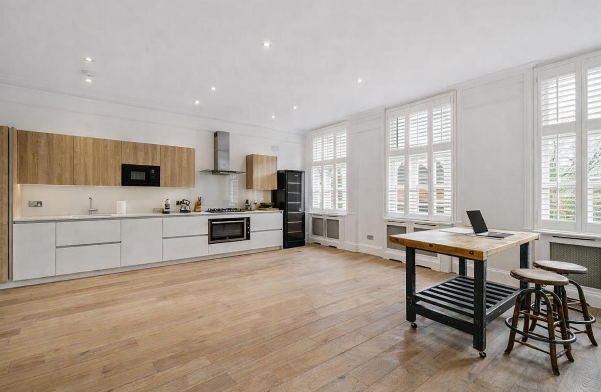 Flat Waverton Street in City of Westminster