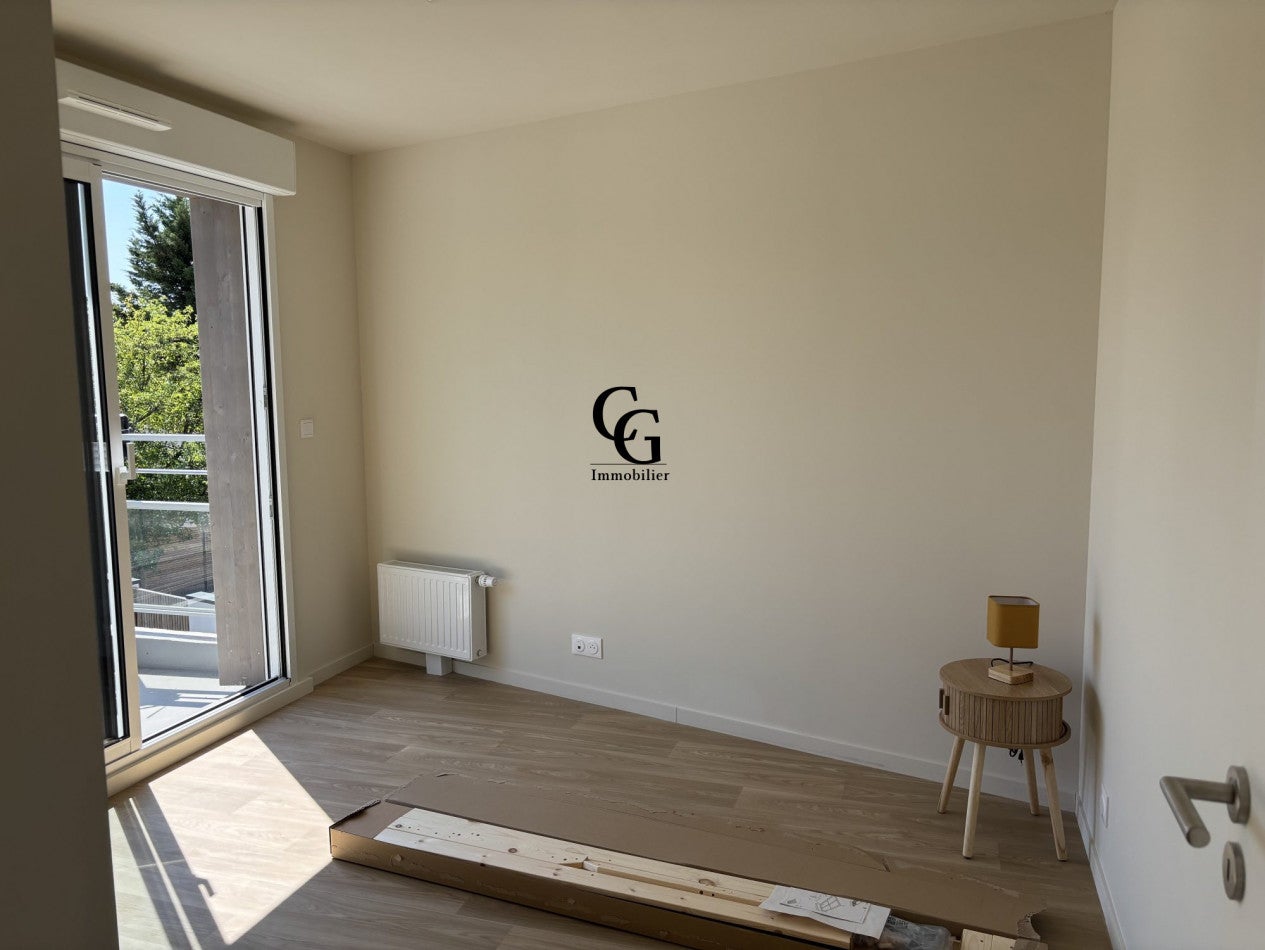 Flat Rue Henri Charpentier in Vertou