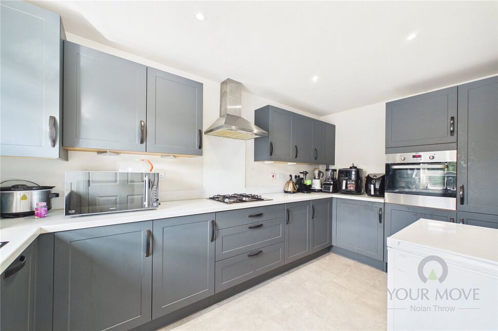 House Higgs Close in Moulton