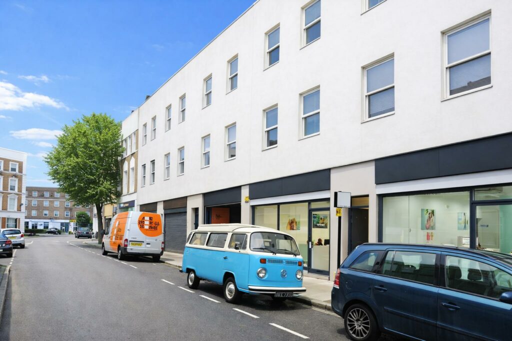 Flat Goldney Road in City of Westminster