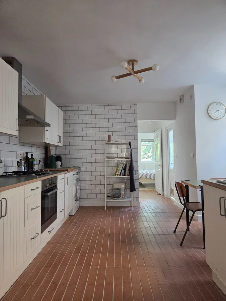 Flat Brookscroft Road in Greater London